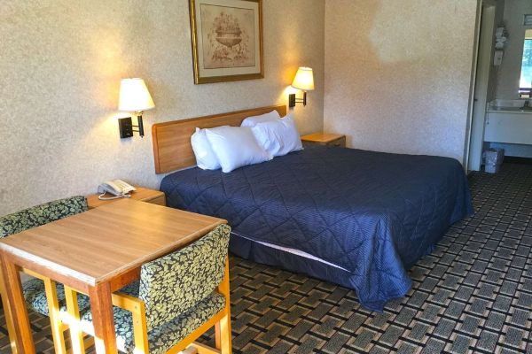 Americas Best Value Inn (Brandon)